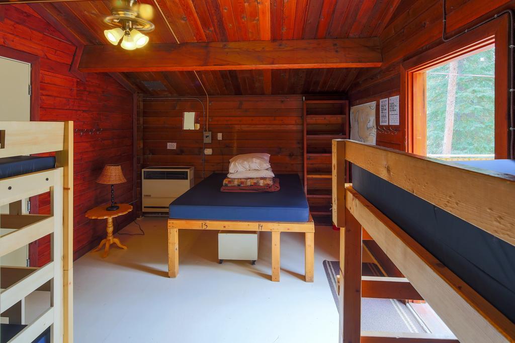 Hi Athabasca Falls - Hostel Jasper Esterno foto